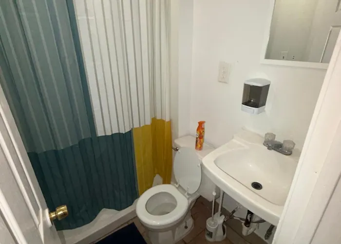 Privatunterkunft Downtown Taylor Private Entry 2 *